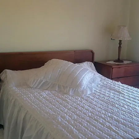 Av. Das Comunidades Portuguesas Apartamento *